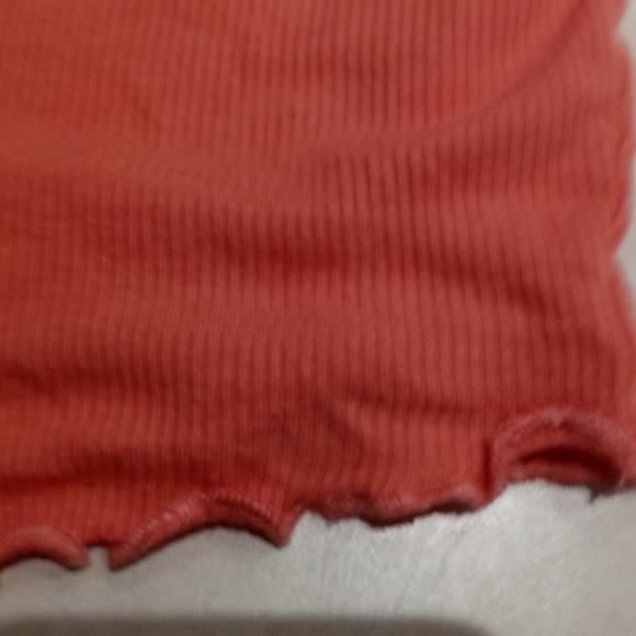 Top and crop top - Picture 4 of 7